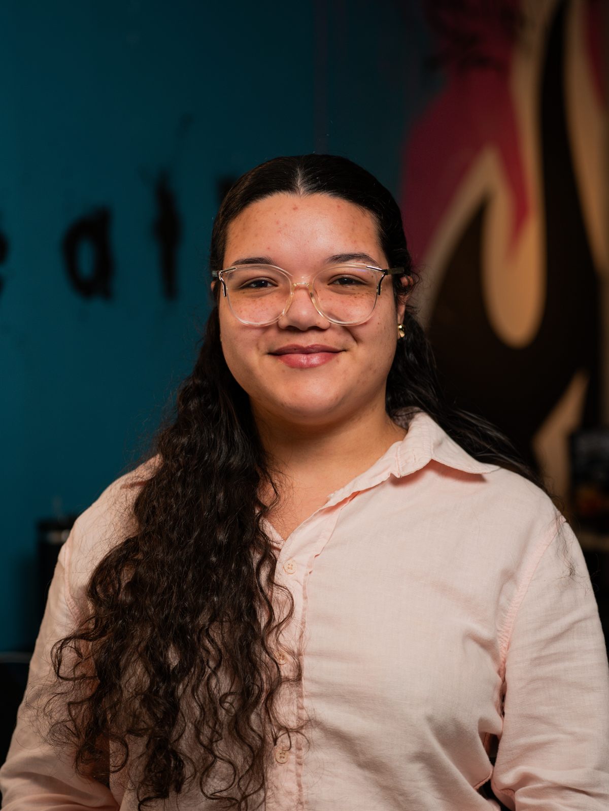 Ana — Social Media